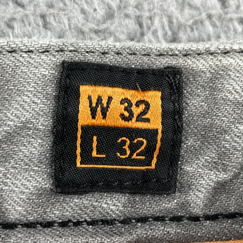 Rivet De Cru Jeans Mens 32 Gray Straight Leg Distressed Denim 116-299L2